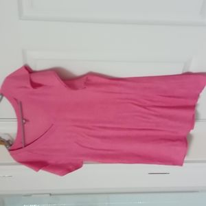 New never worn pink top